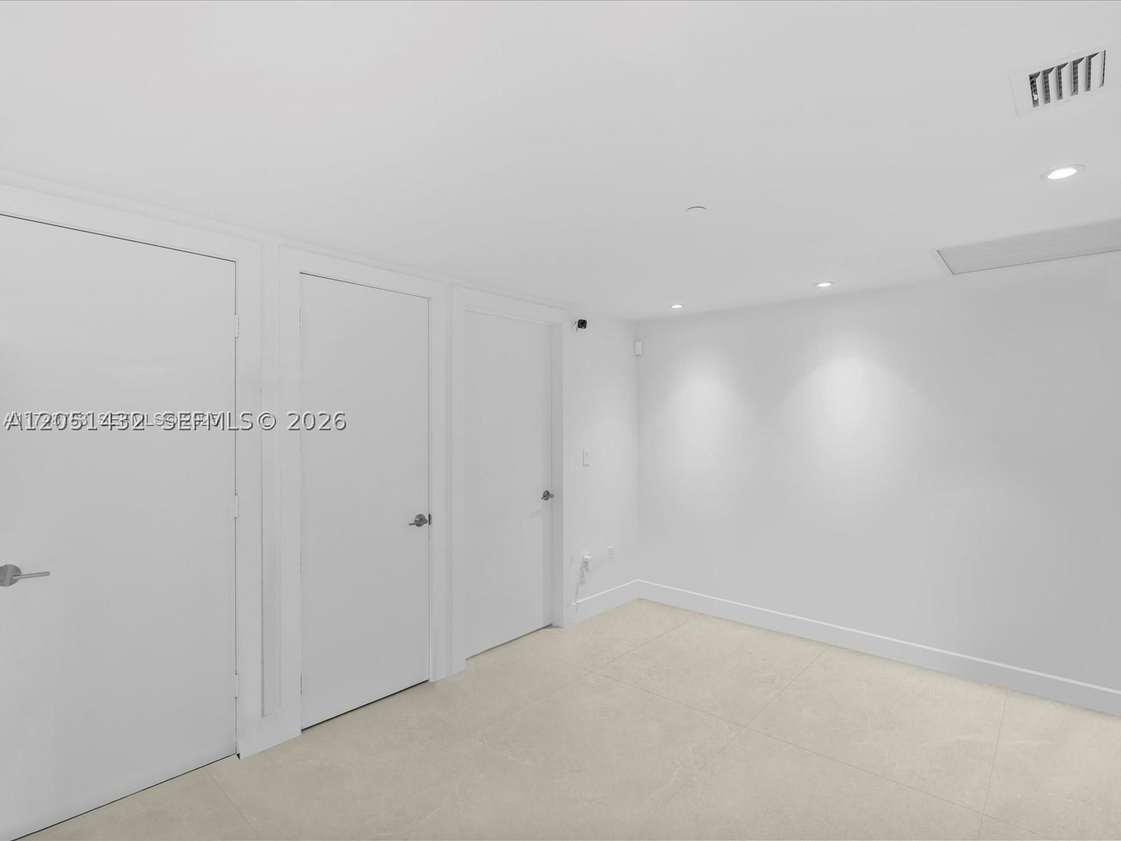 ICON BRICKELL NO TWO - Residential Lease