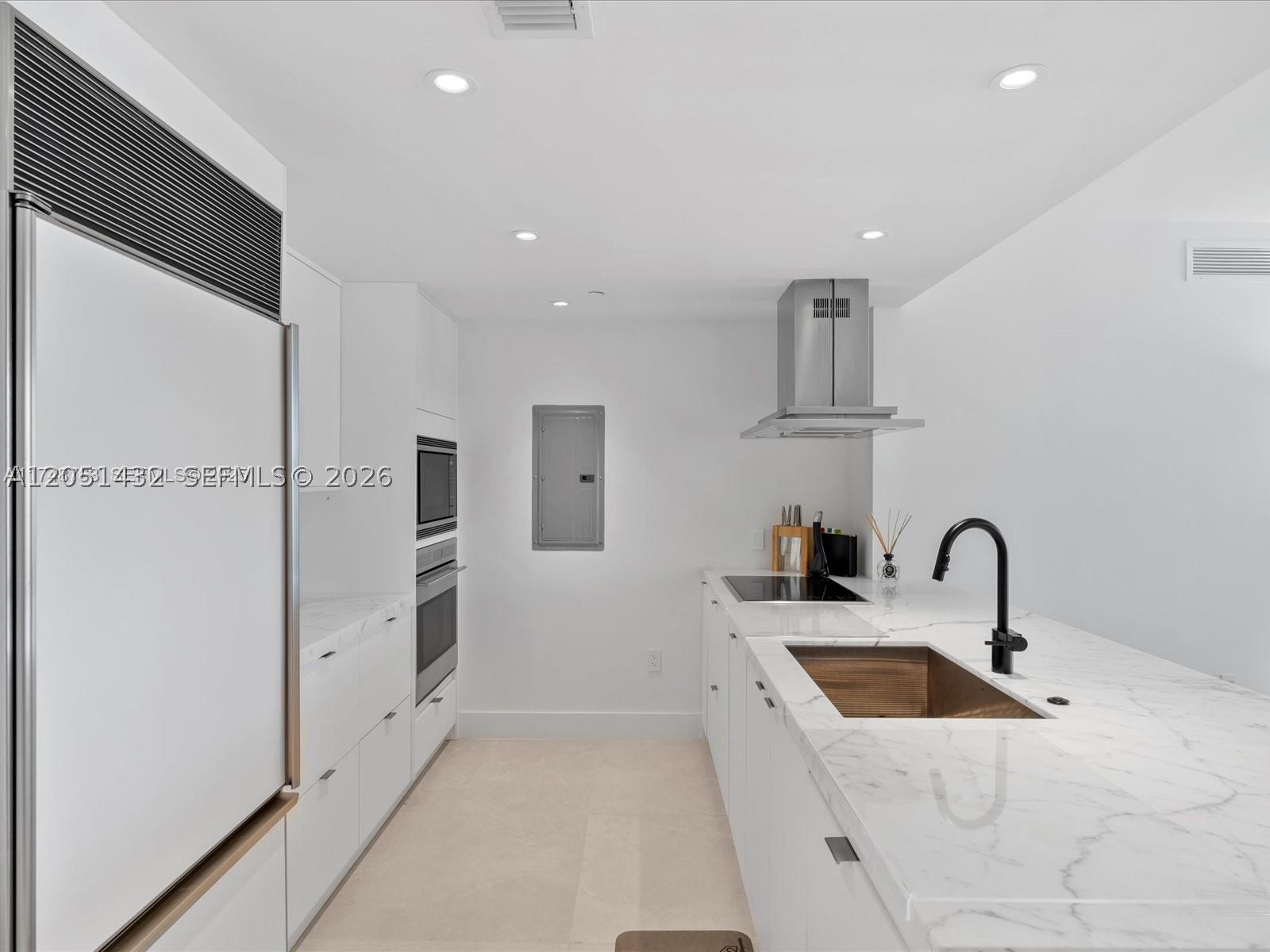 ICON BRICKELL NO TWO - Residential Lease