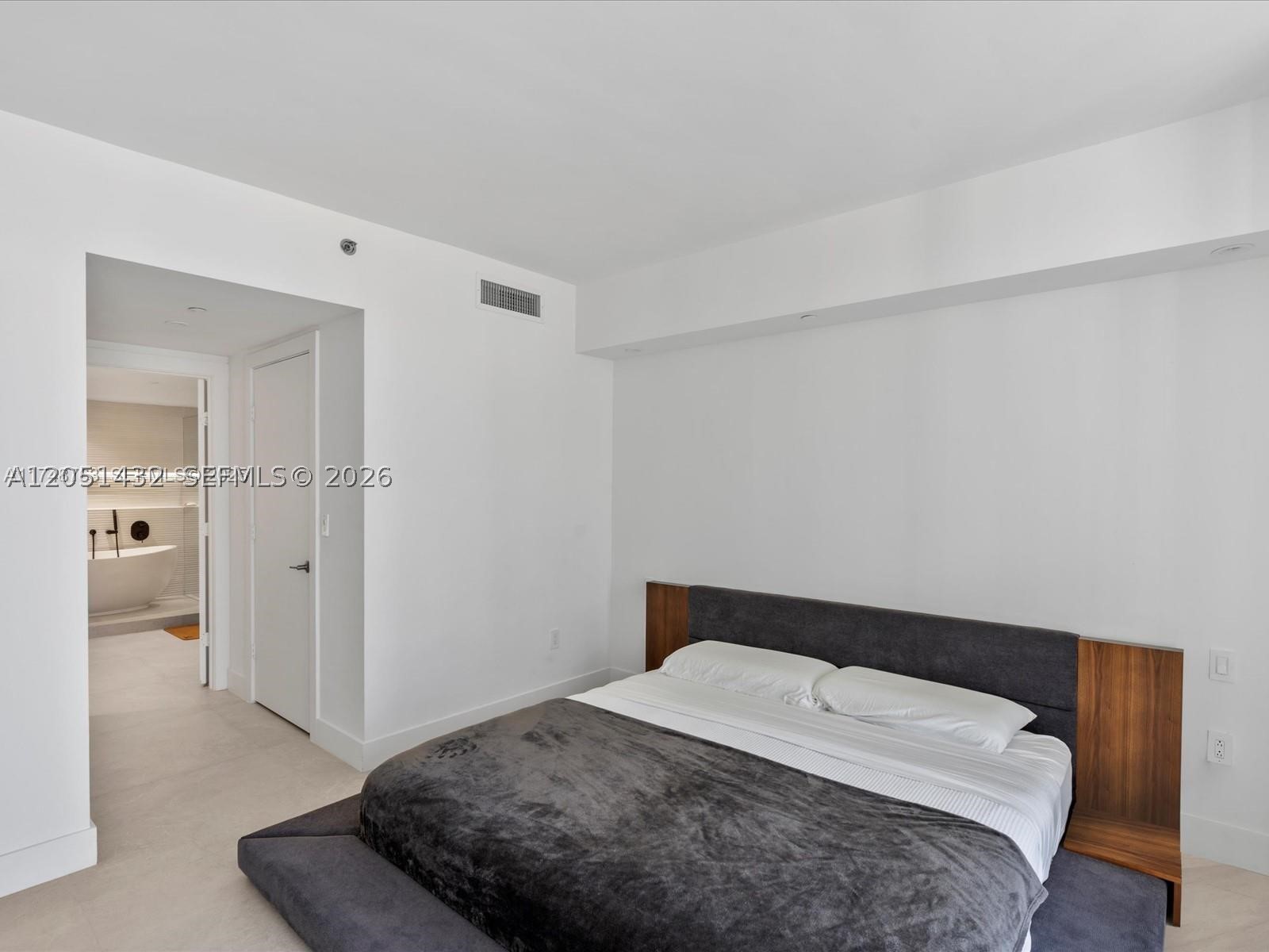 ICON BRICKELL NO TWO - Residential Lease