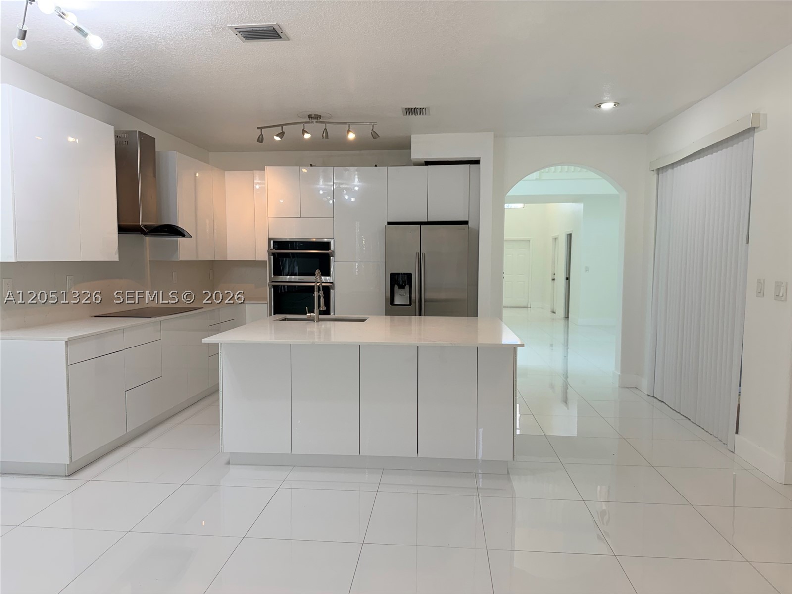 NAUTICA PLAT - Residential Lease