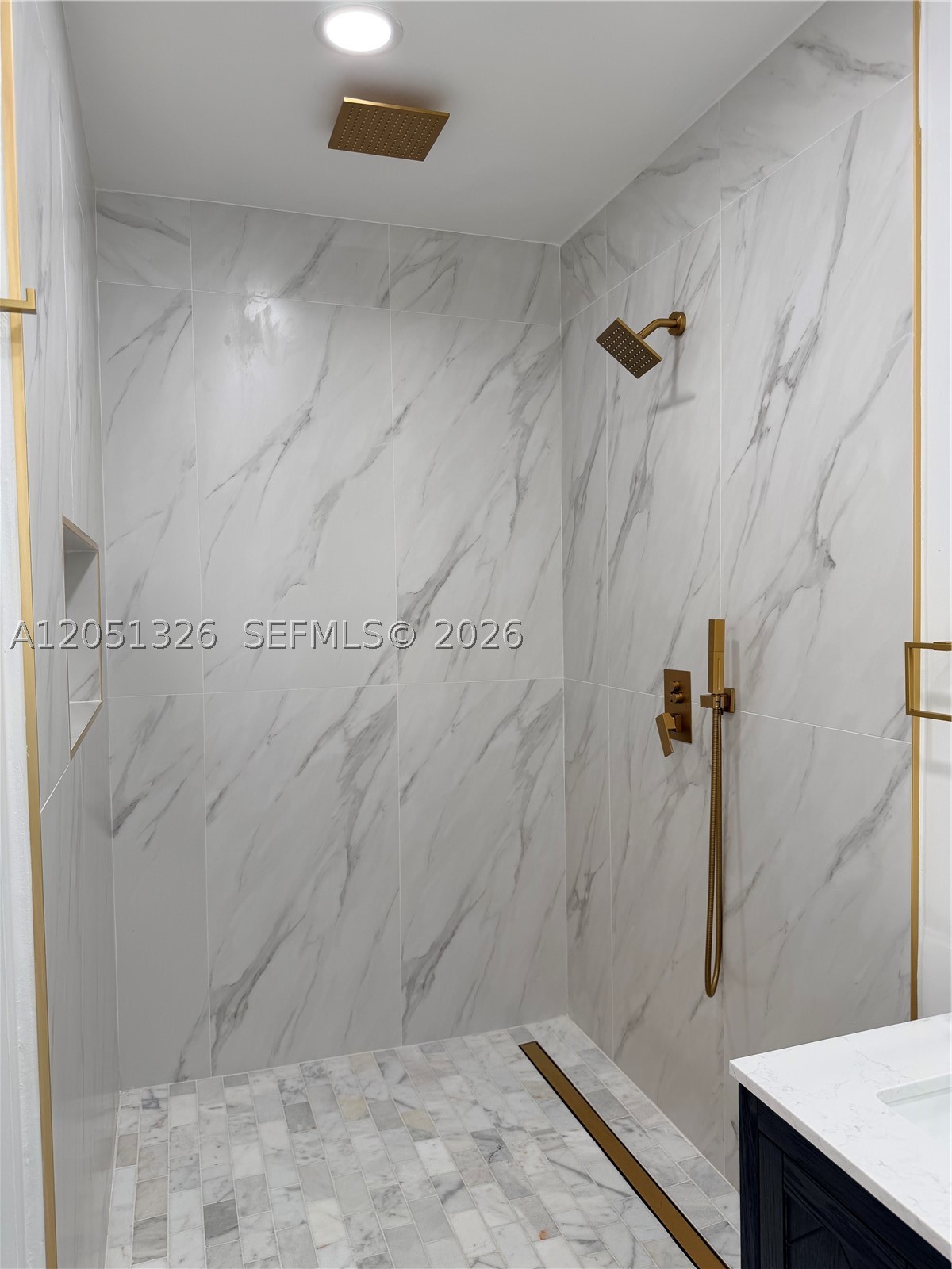 NAUTICA PLAT - Residential Lease