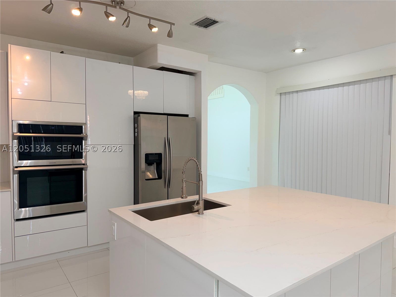 NAUTICA PLAT - Residential Lease