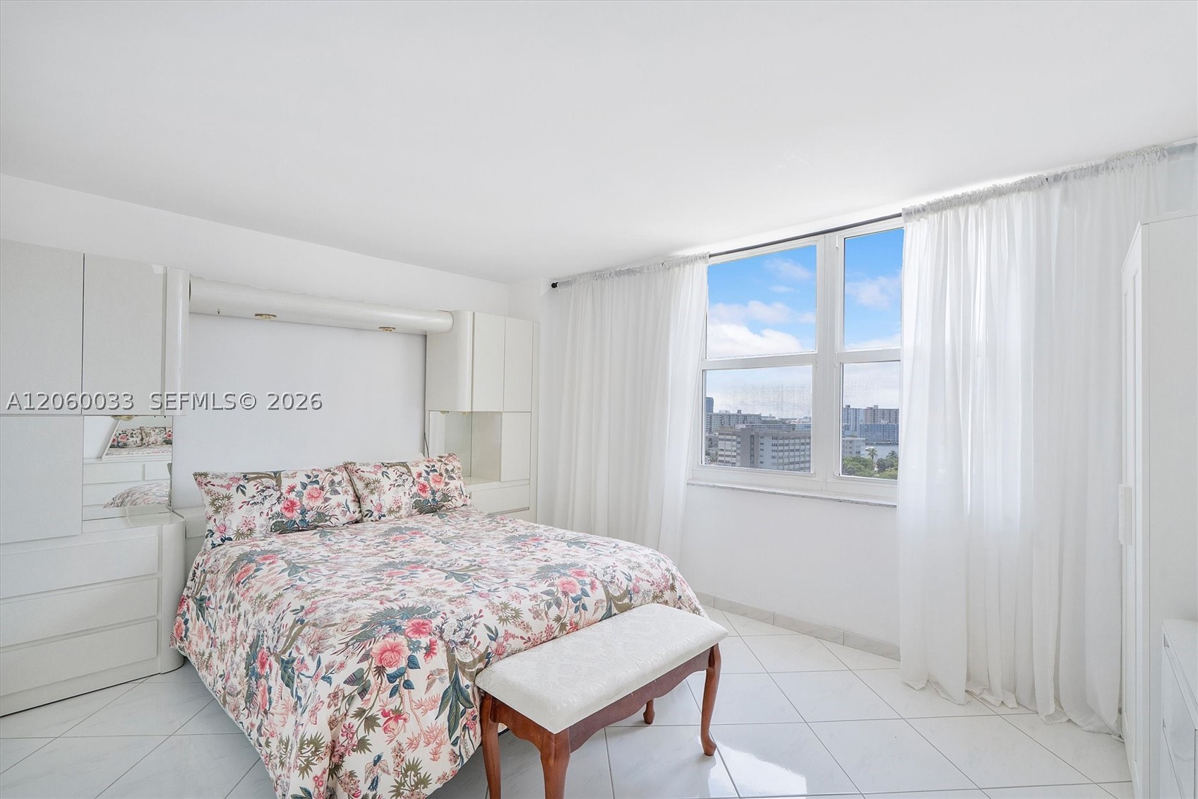 PRINCE GEORGE ARMS CONDO - Residential