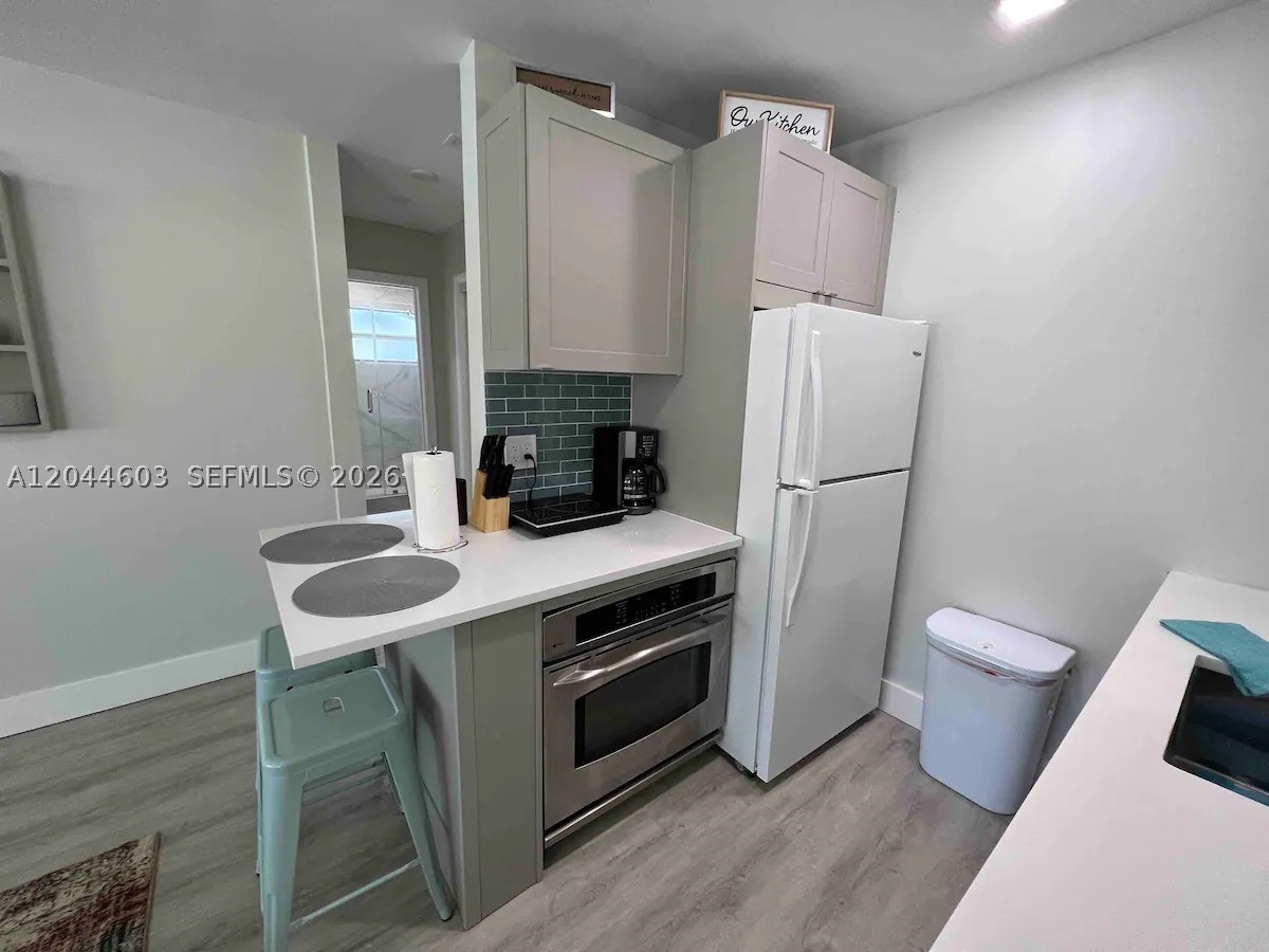 HOLLYWOOD SOUTH SIDE ADD - Residential Income