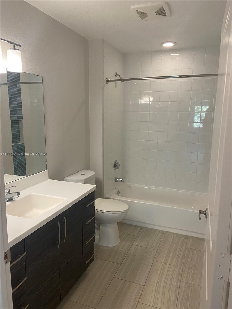 Bryan Sub Lts 1, 2 Blk 59 - Residential Lease
