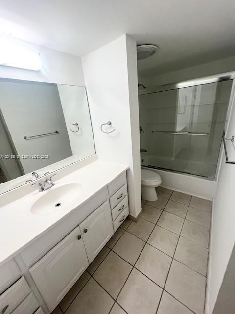 LAKES OF JACARANDA CONDO - Residential Lease