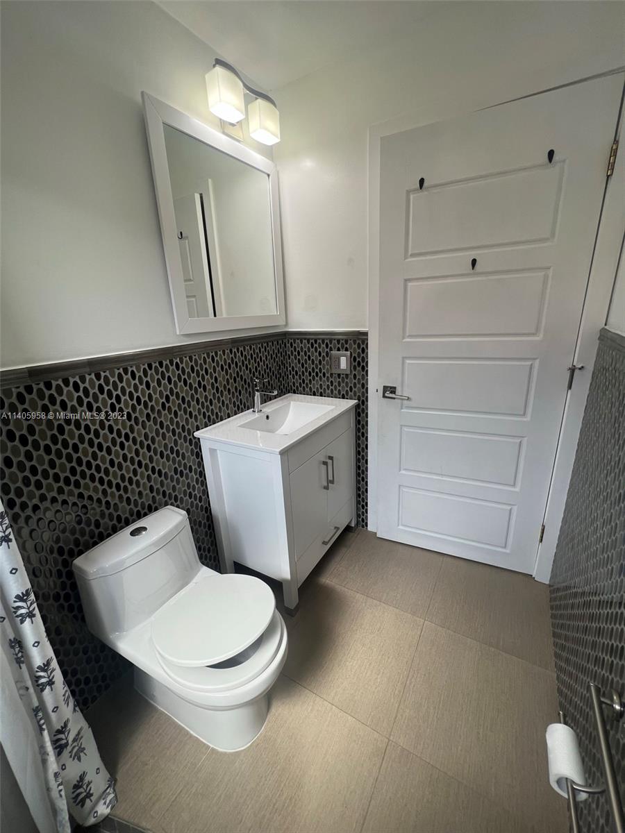 MEADOW WOOD MANOR SEC 7 - Residential