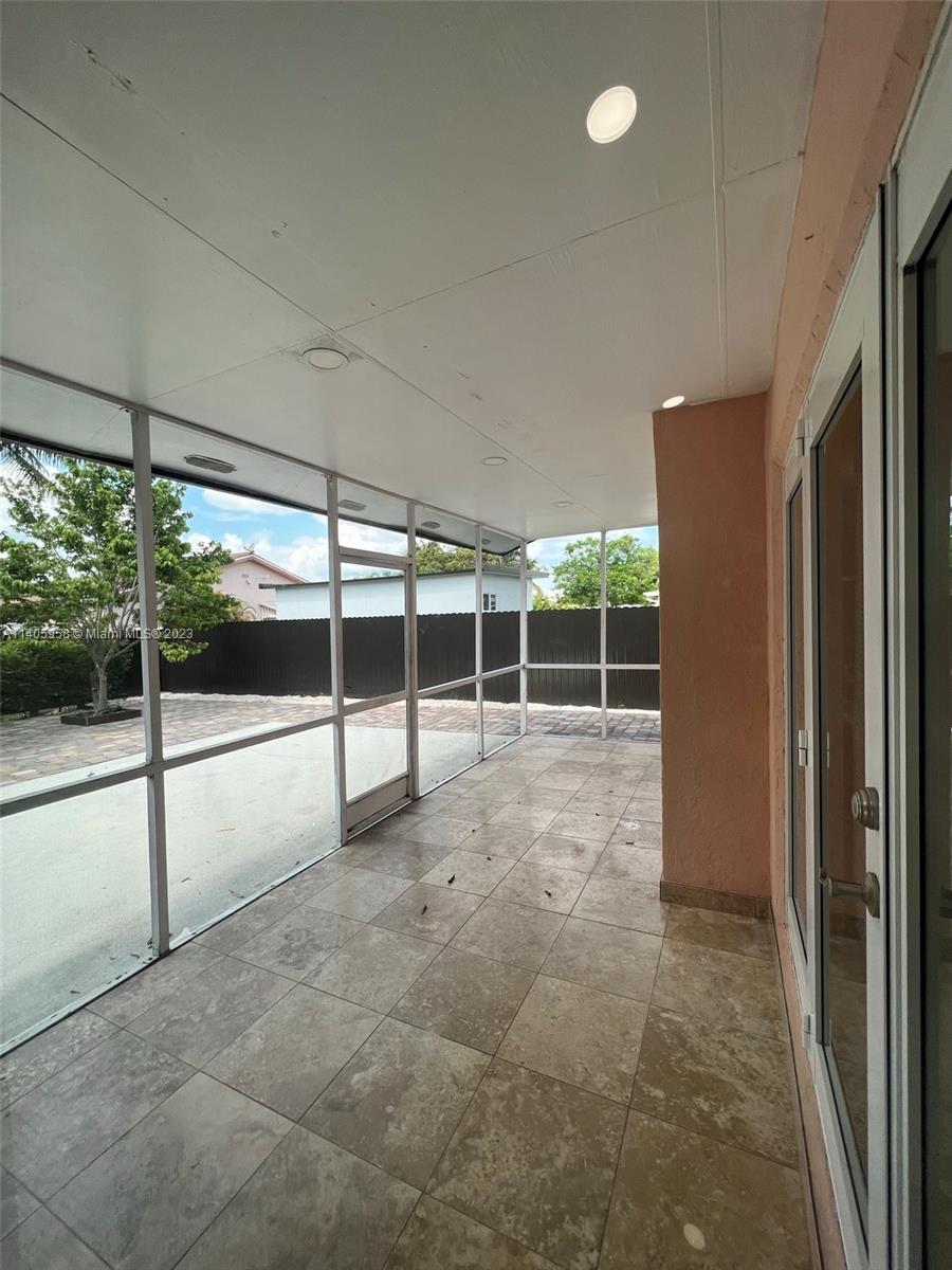 MEADOW WOOD MANOR SEC 7 - Residential