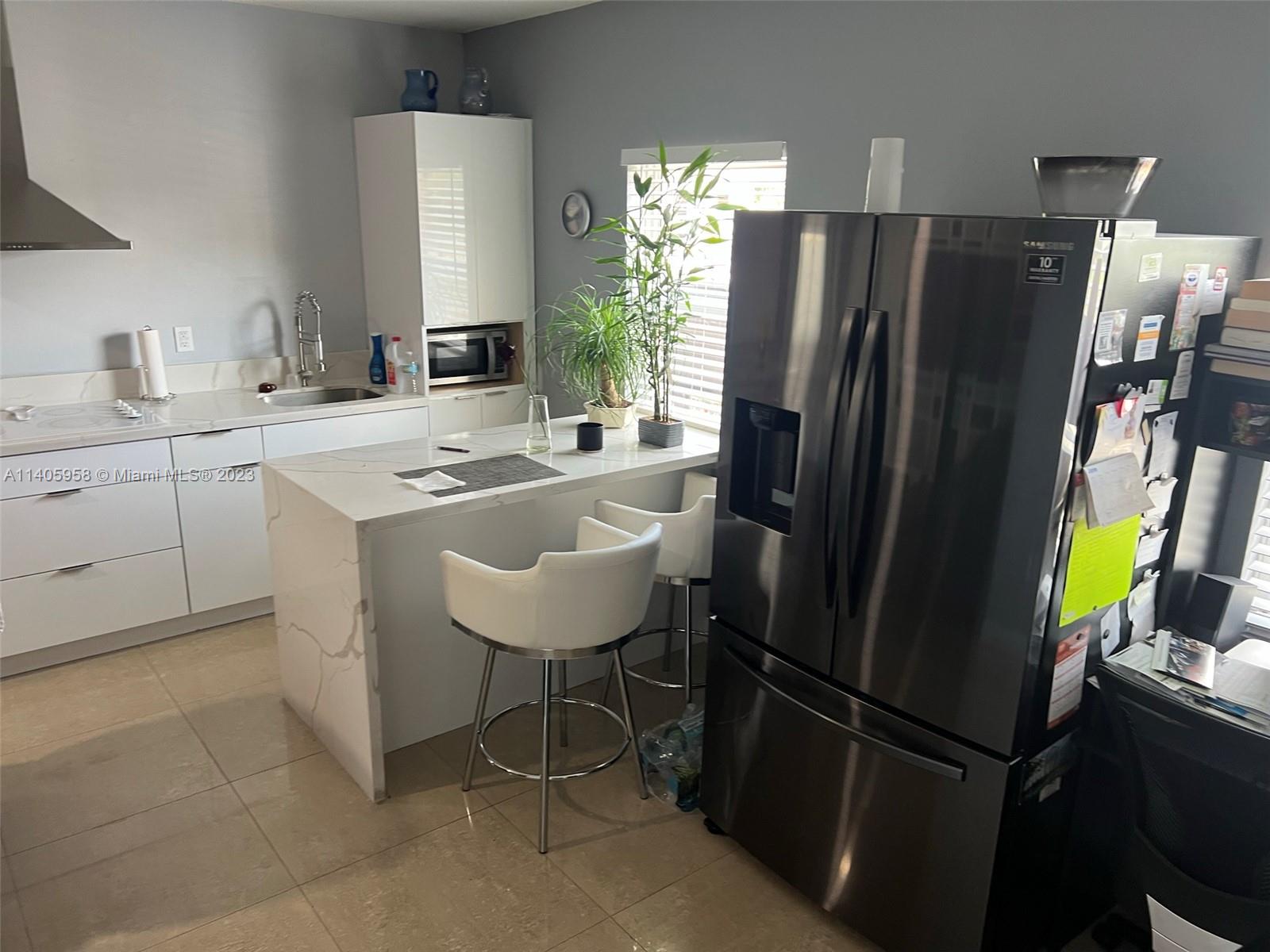 MEADOW WOOD MANOR SEC 7 - Residential