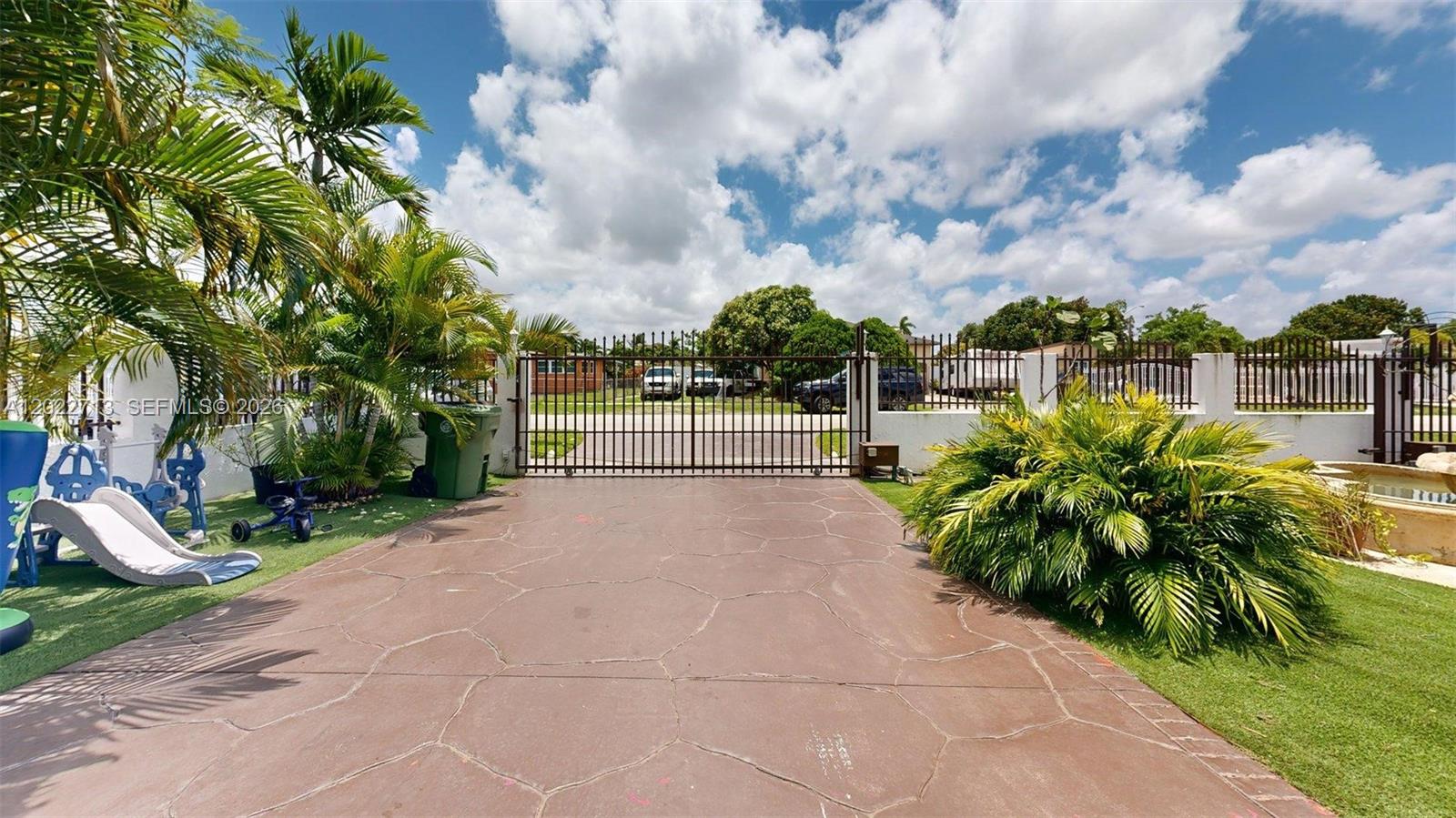 ANDREWS PARK - Residential