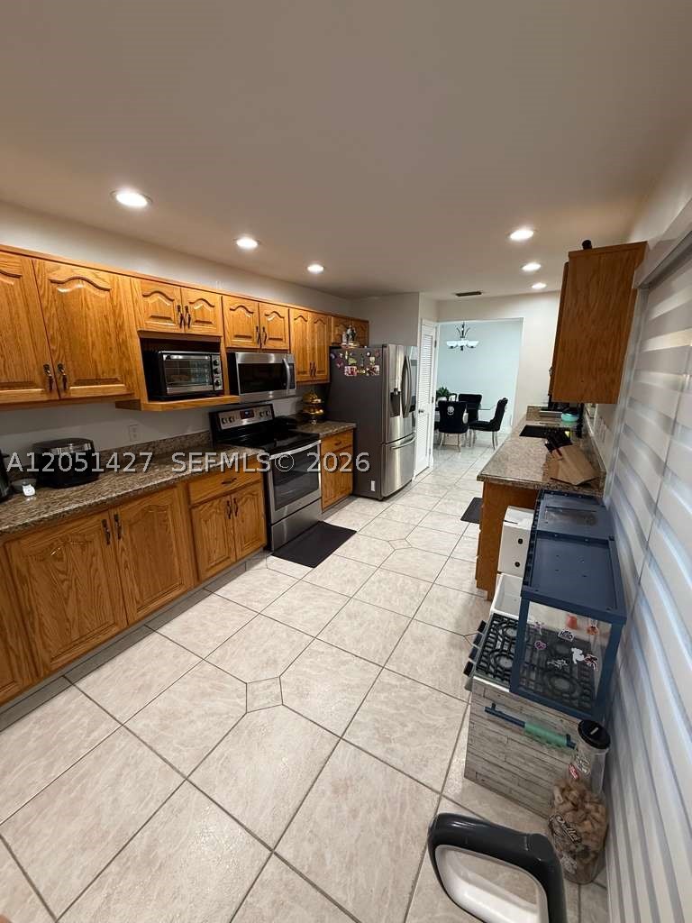 HOMESTEAD LAKES FARMLIFE - Residential Lease