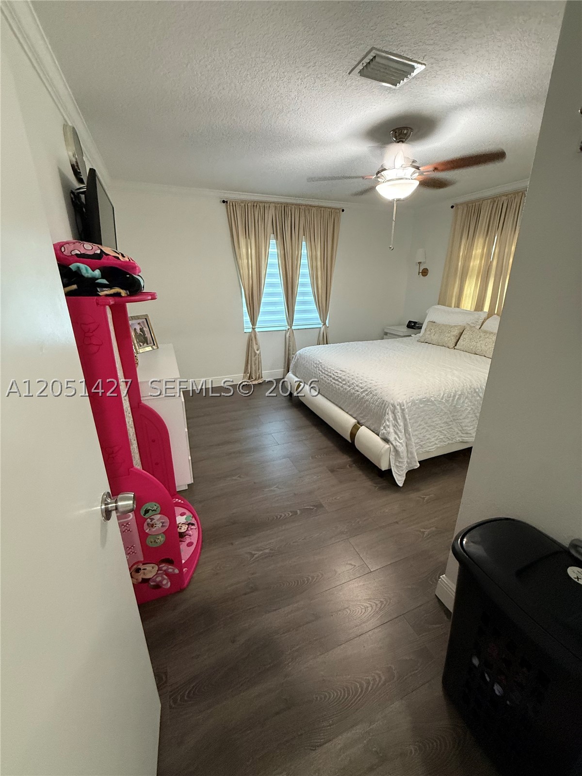 HOMESTEAD LAKES FARMLIFE - Residential Lease