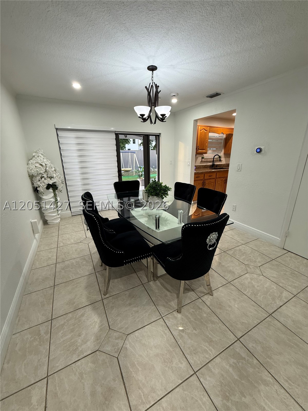 HOMESTEAD LAKES FARMLIFE - Residential Lease