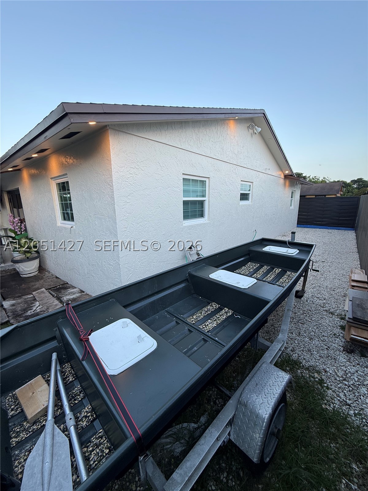 HOMESTEAD LAKES FARMLIFE - Residential Lease