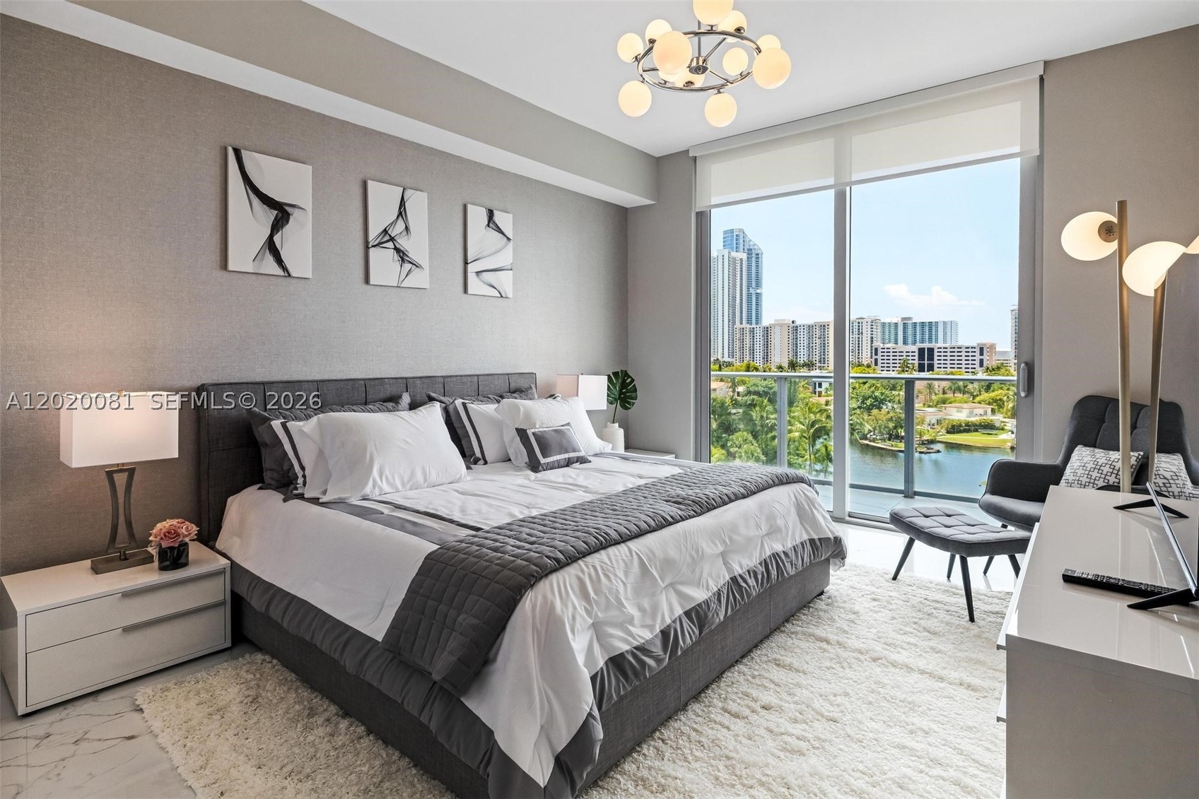 PARQUE TOWERS CONDO - Residential