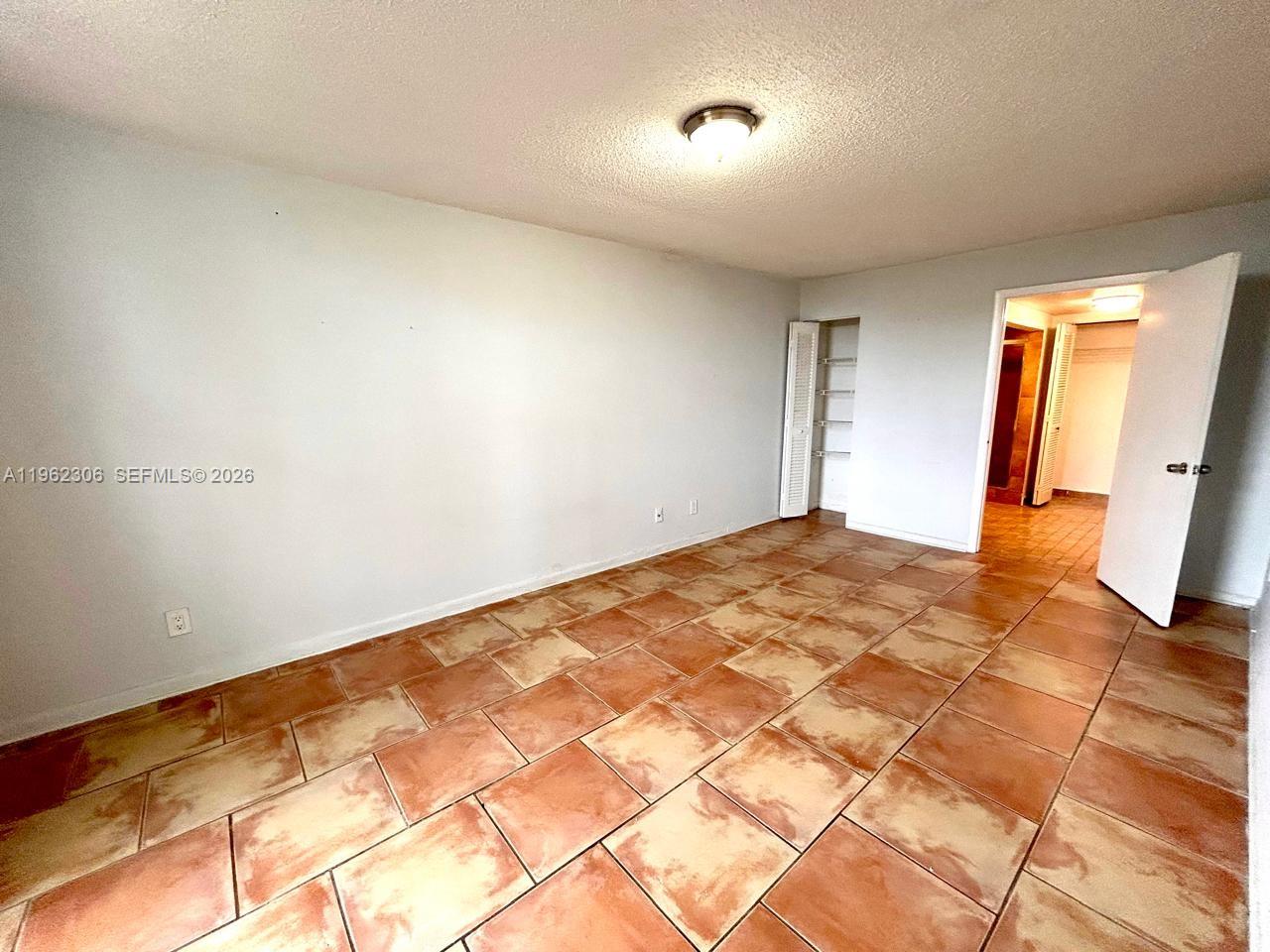 SAILBOAT CAY CONDO - Residential