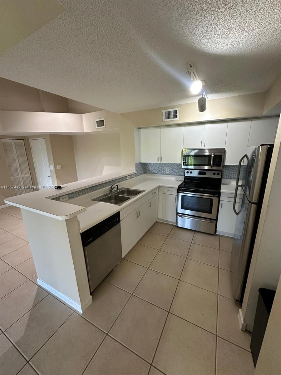CARRINGTON AT COCONUT CRE - Residential