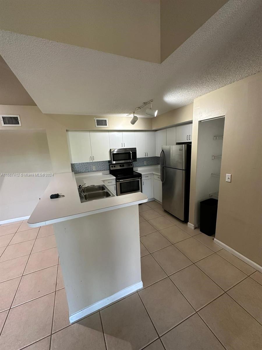 CARRINGTON AT COCONUT CRE - Residential