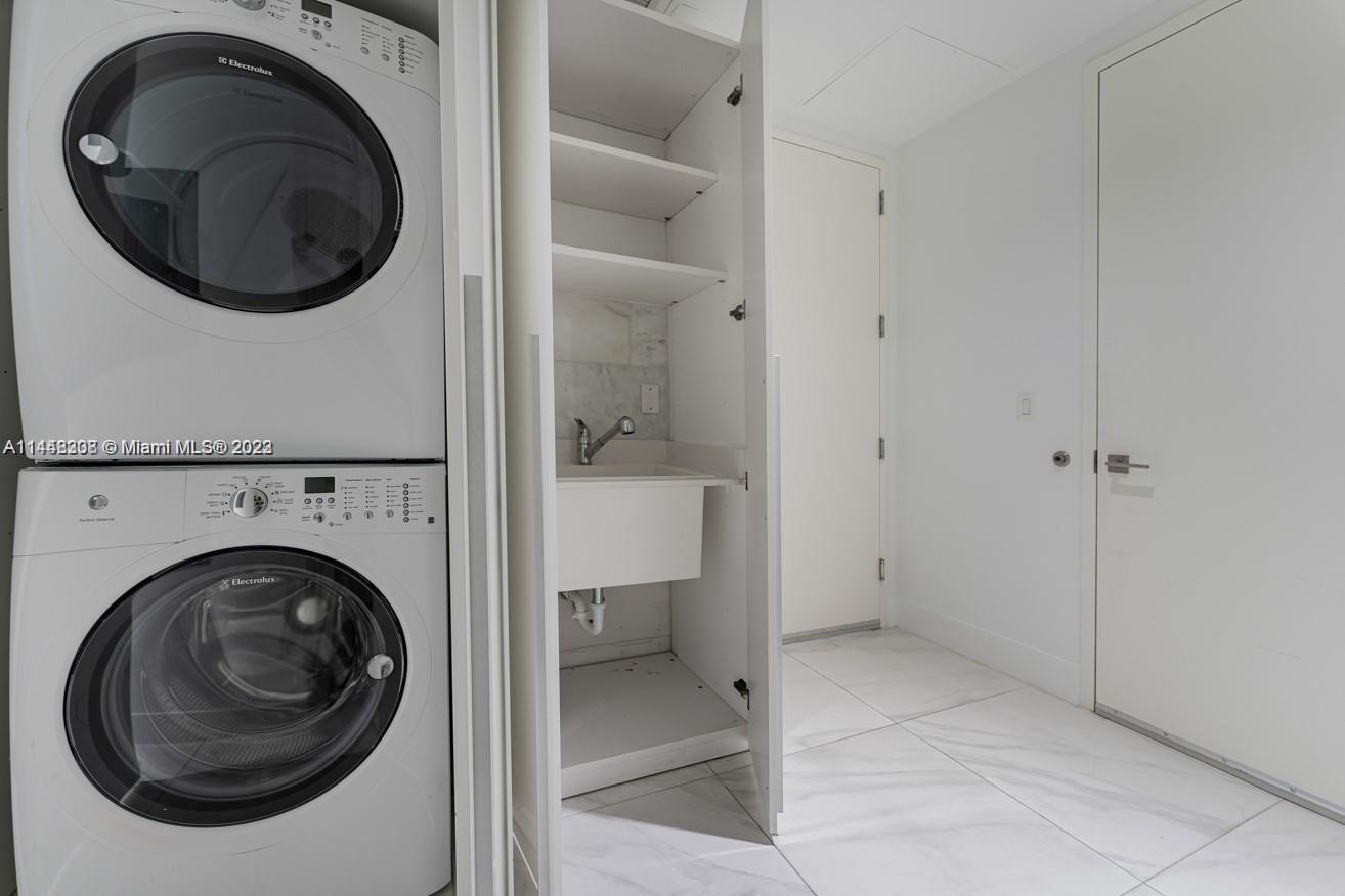 ECHO CONDO - Residential