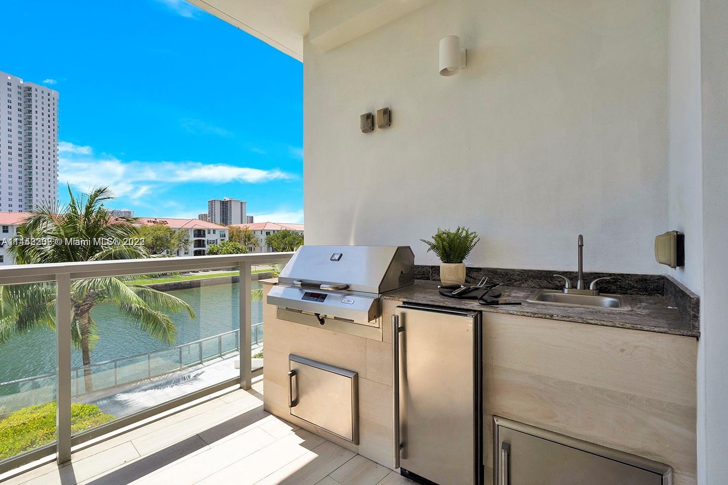 ECHO CONDO - Residential
