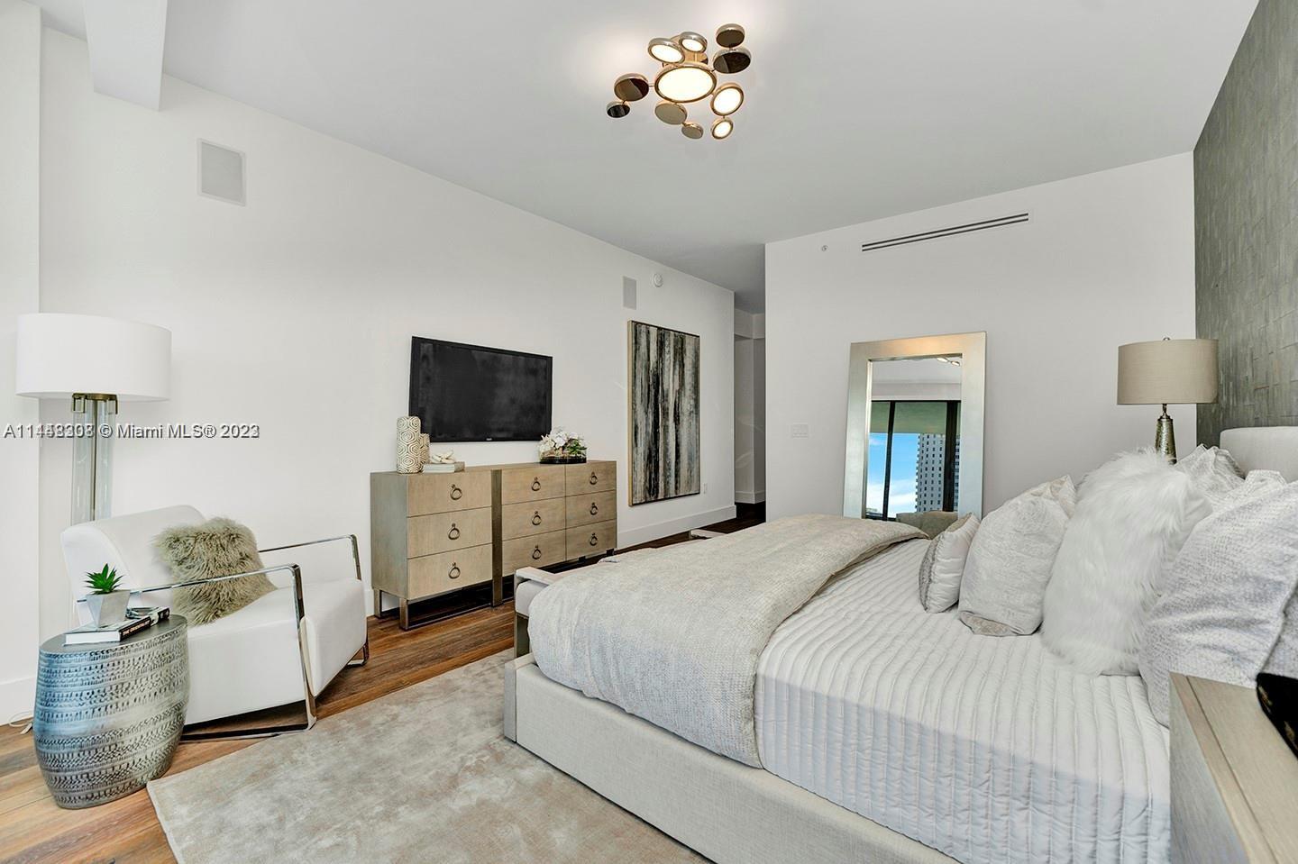 ECHO CONDO - Residential