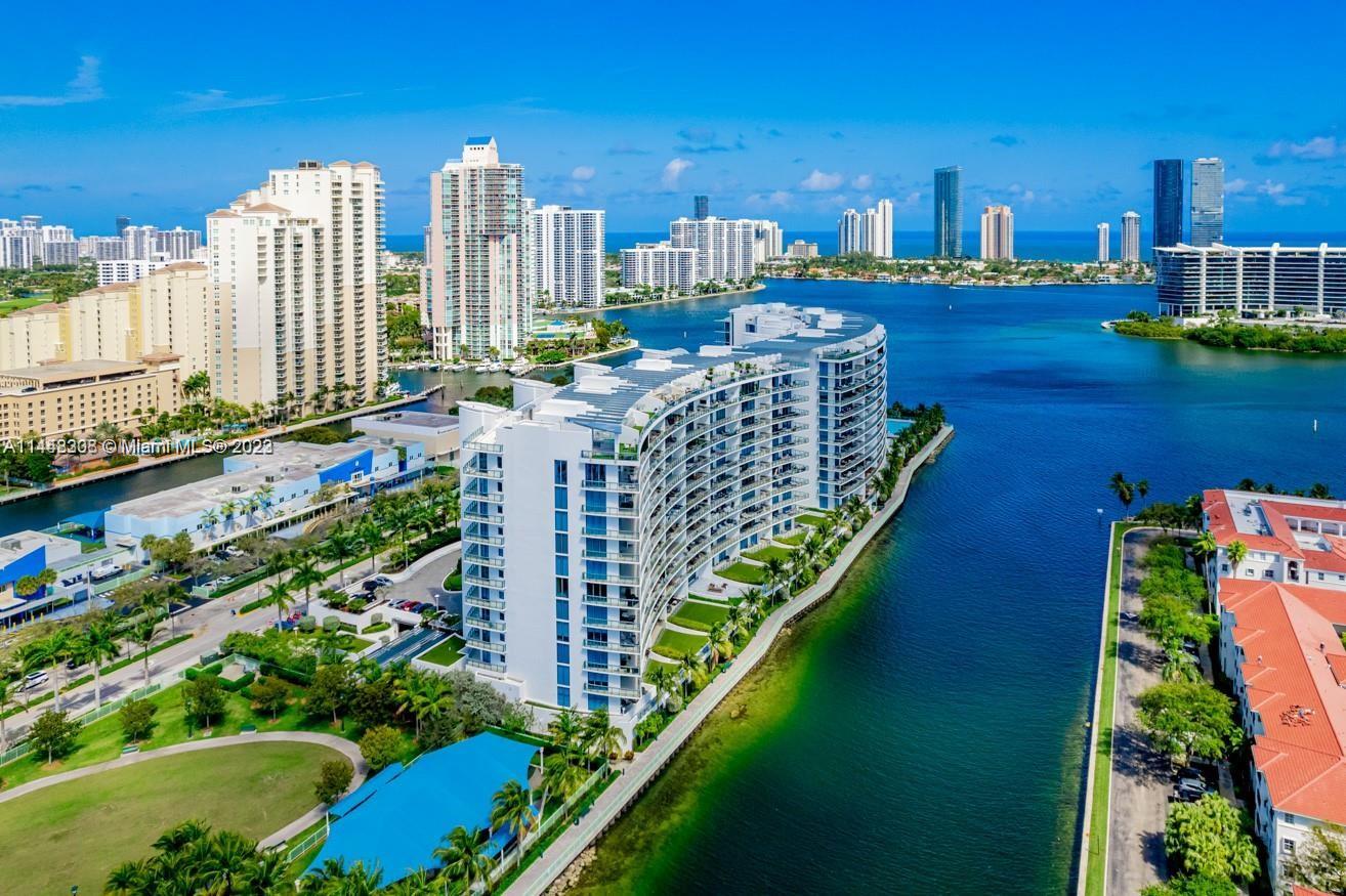 ECHO CONDO - Residential