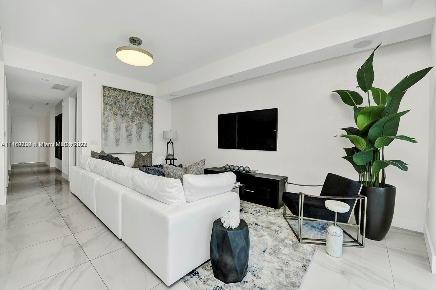 ECHO CONDO - Residential
