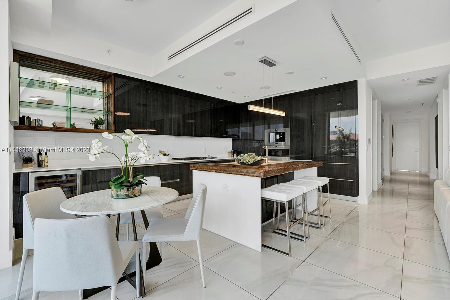 ECHO CONDO - Residential