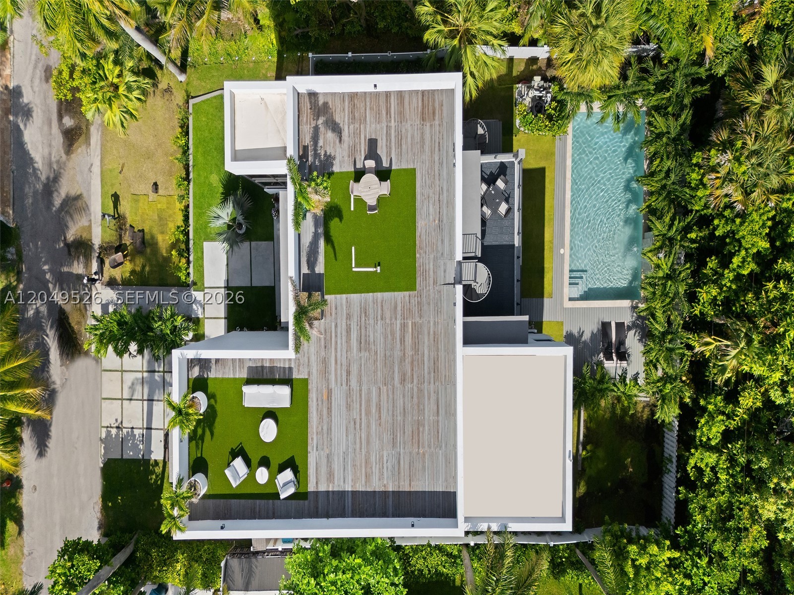 Lakeside Harbor - Residential