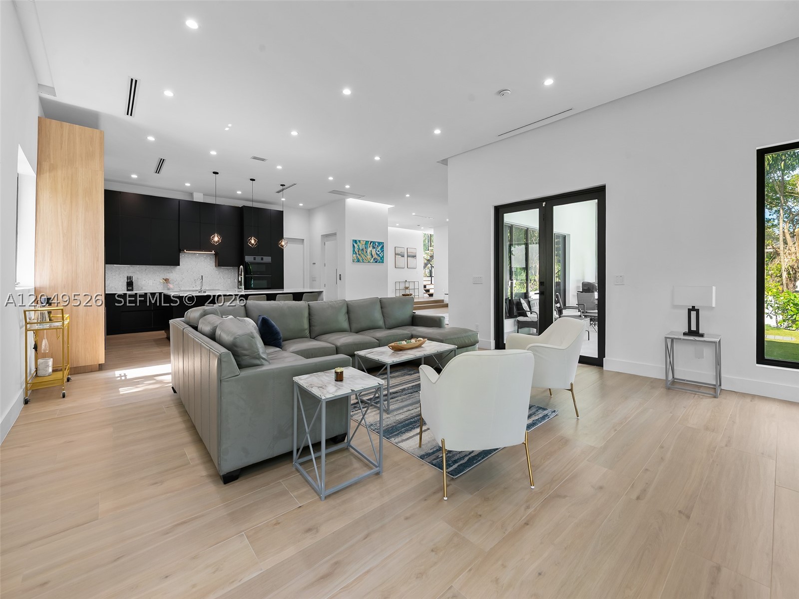 Lakeside Harbor - Residential