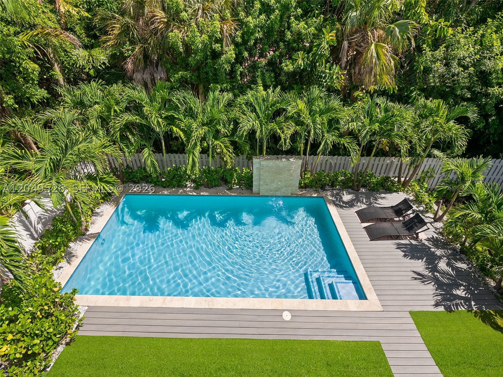 Lakeside Harbor - Residential