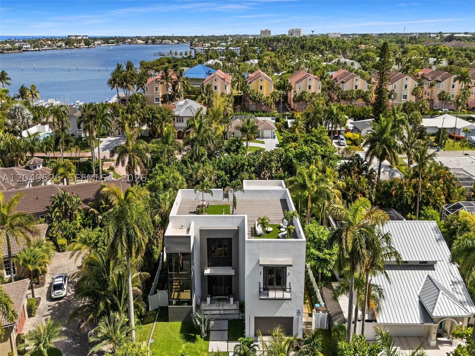 Lakeside Harbor - Residential