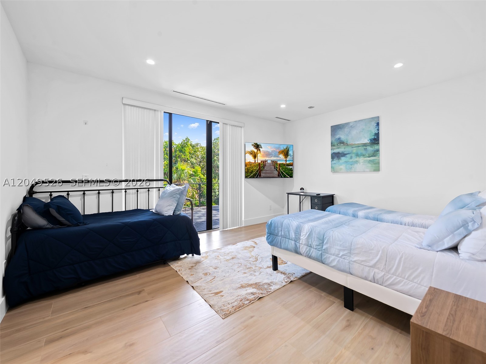 Lakeside Harbor - Residential