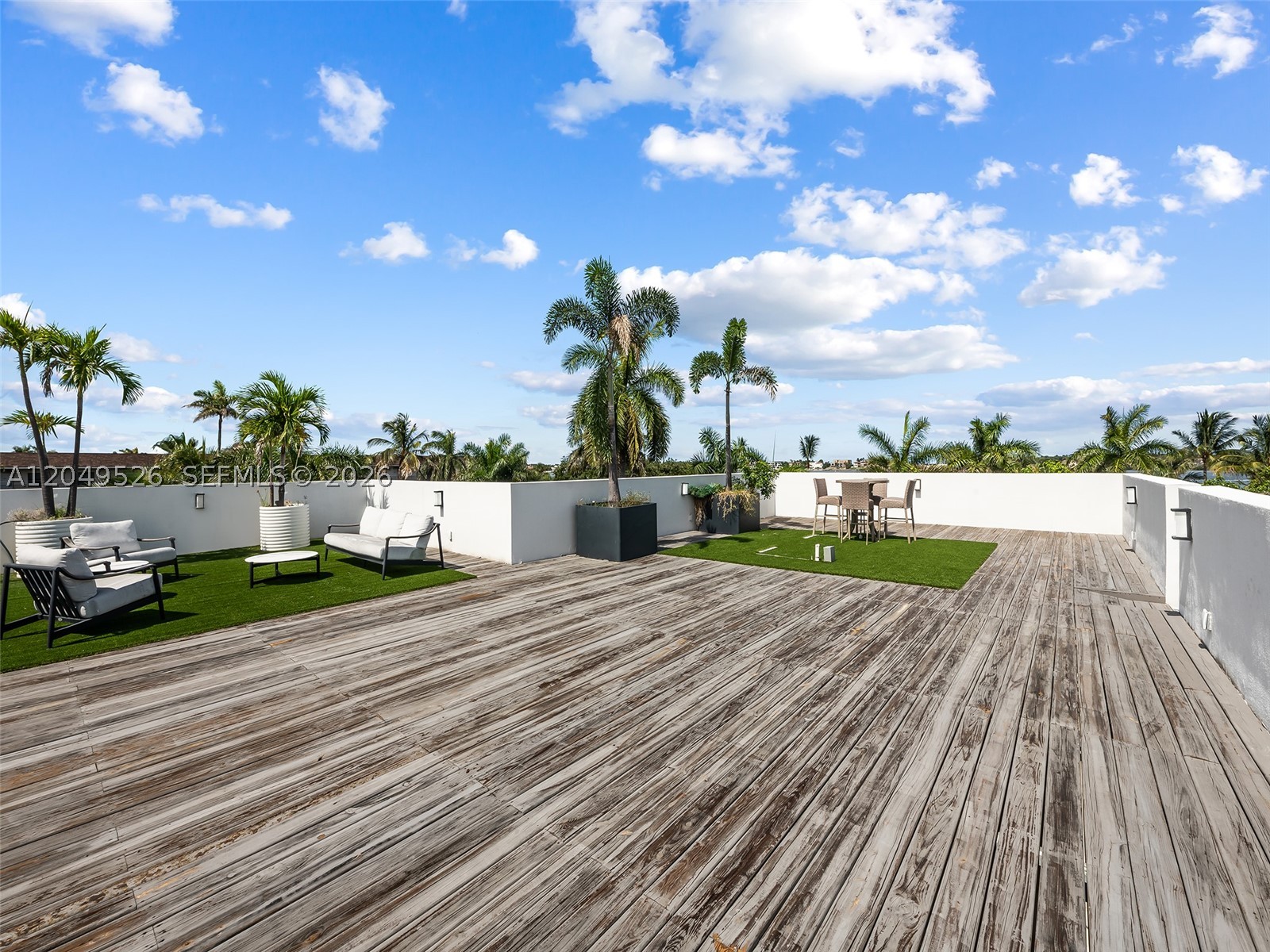 Lakeside Harbor - Residential