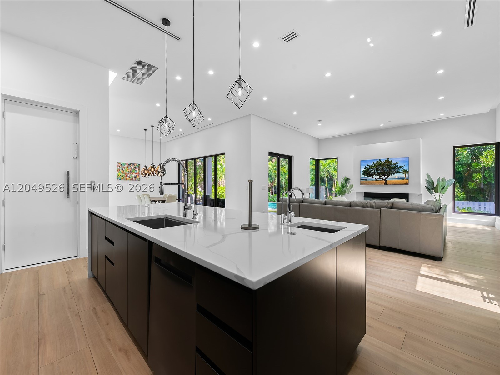 Lakeside Harbor - Residential