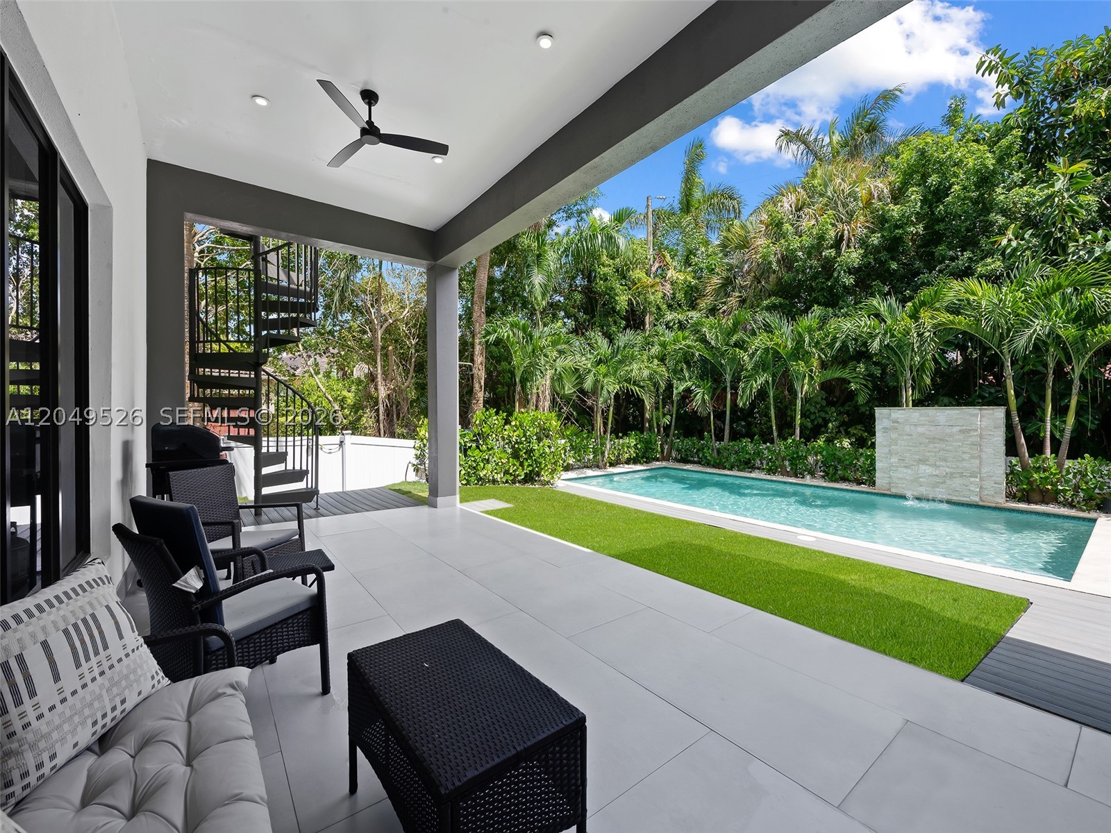 Lakeside Harbor - Residential