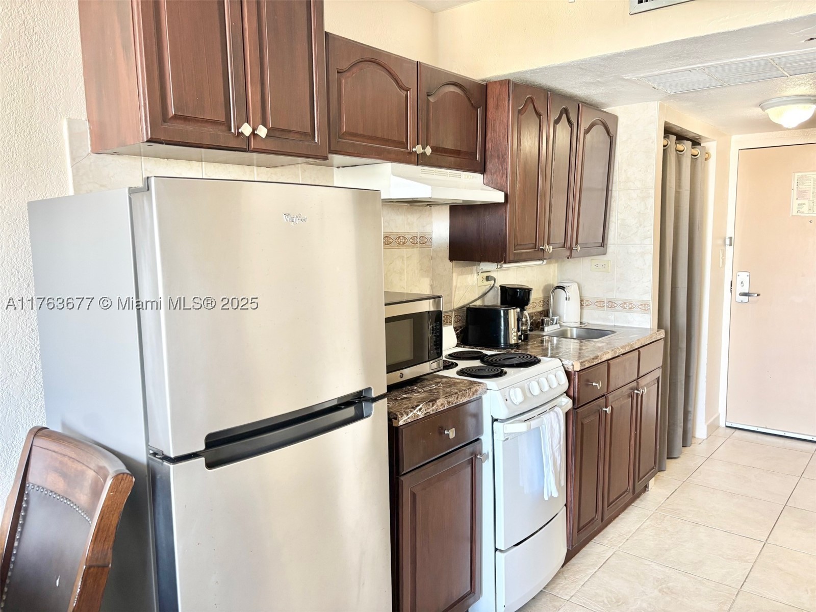 THE AVENTURA BEACH CLUB C - Residential