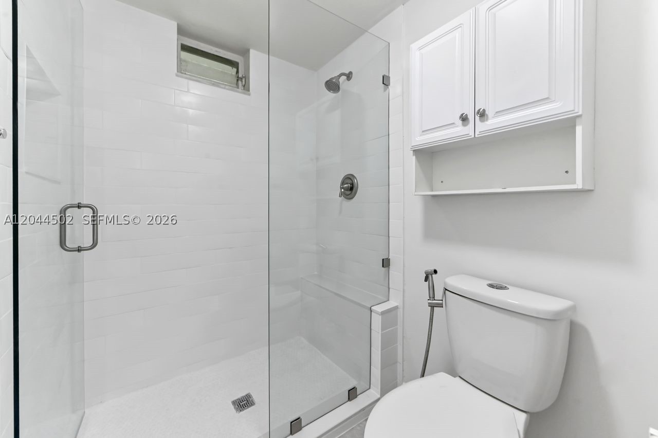 TRAILS END VILLAS INC CON - Residential