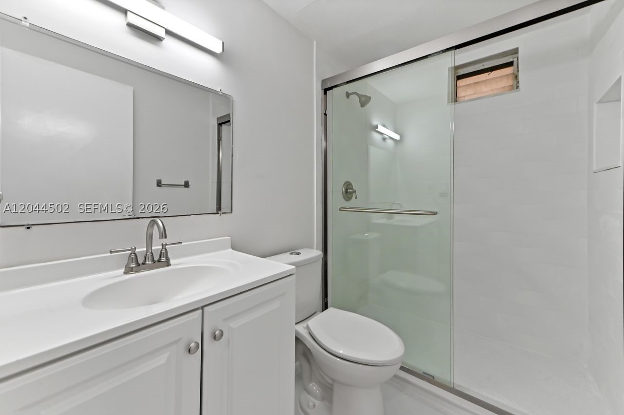 TRAILS END VILLAS INC CON - Residential