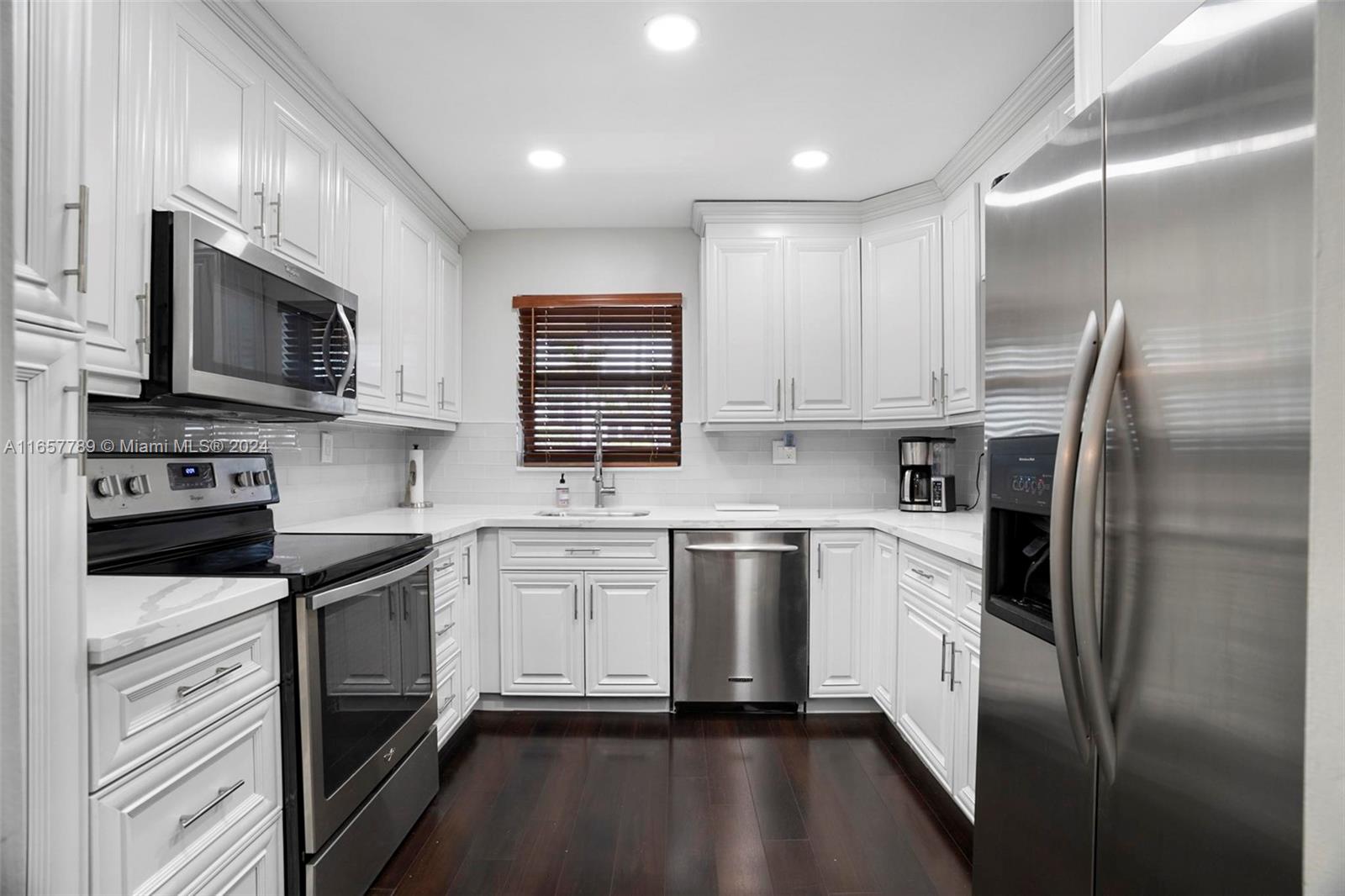 FIRESIDE TOWNHOMES CONDO - Residential