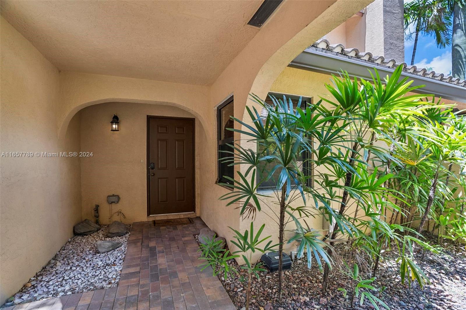 FIRESIDE TOWNHOMES CONDO - Residential