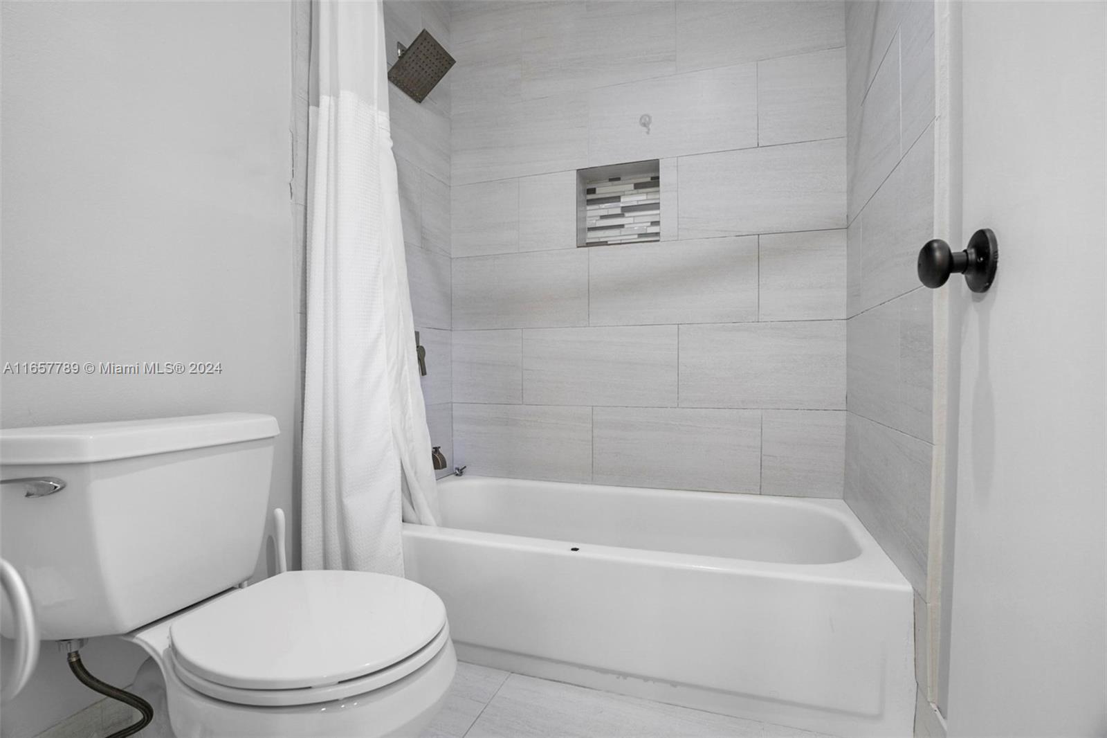 FIRESIDE TOWNHOMES CONDO - Residential