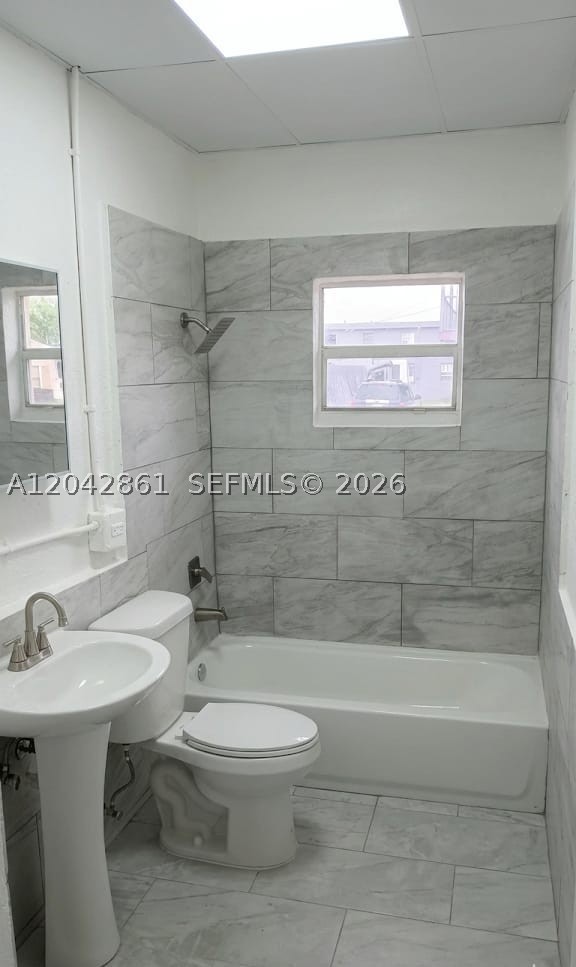 S/D OF 31-43-37 BY ST SUR - Residential Lease
