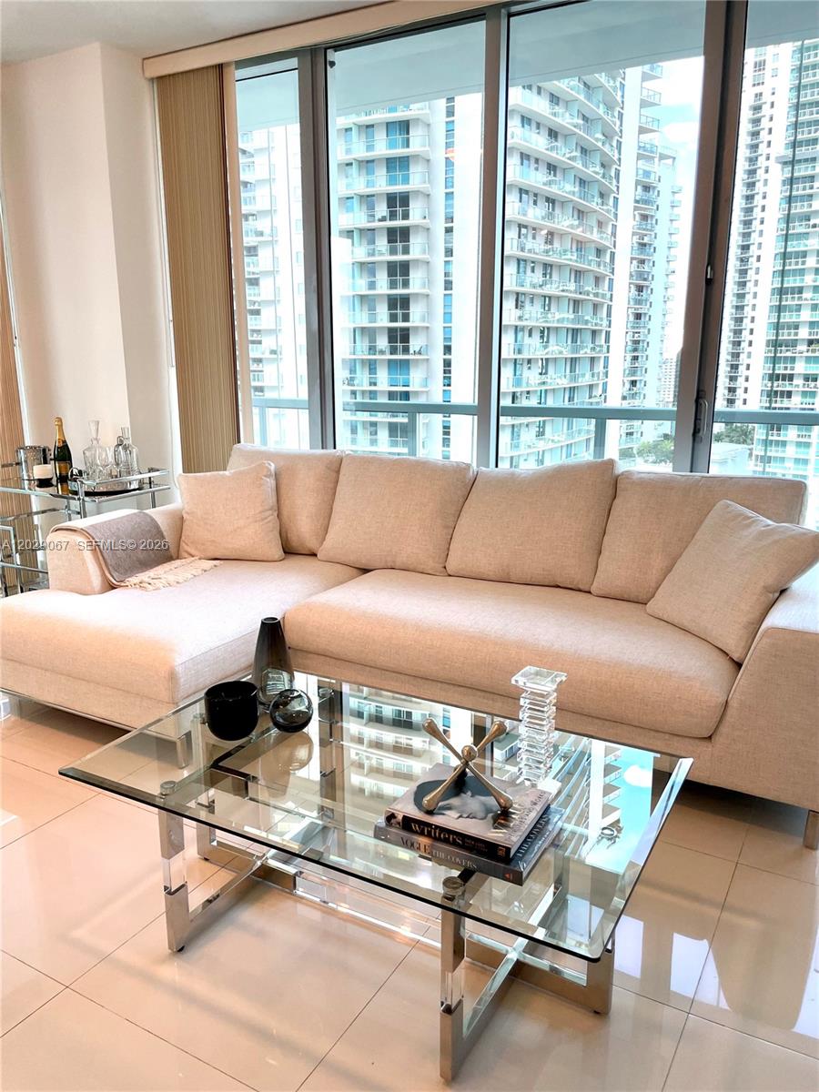 THE AXIS ON BRICKELL COND - Residential Lease