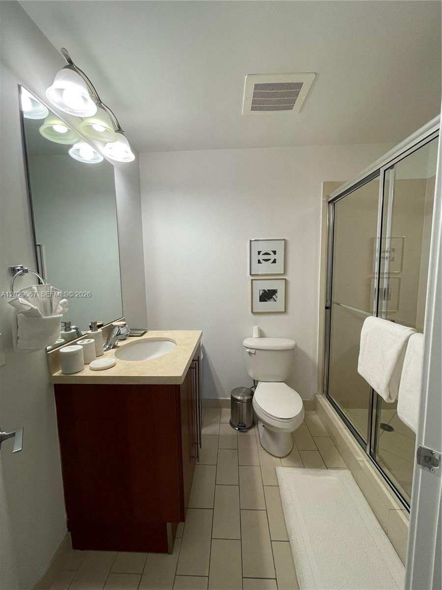 THE AXIS ON BRICKELL COND - Residential Lease
