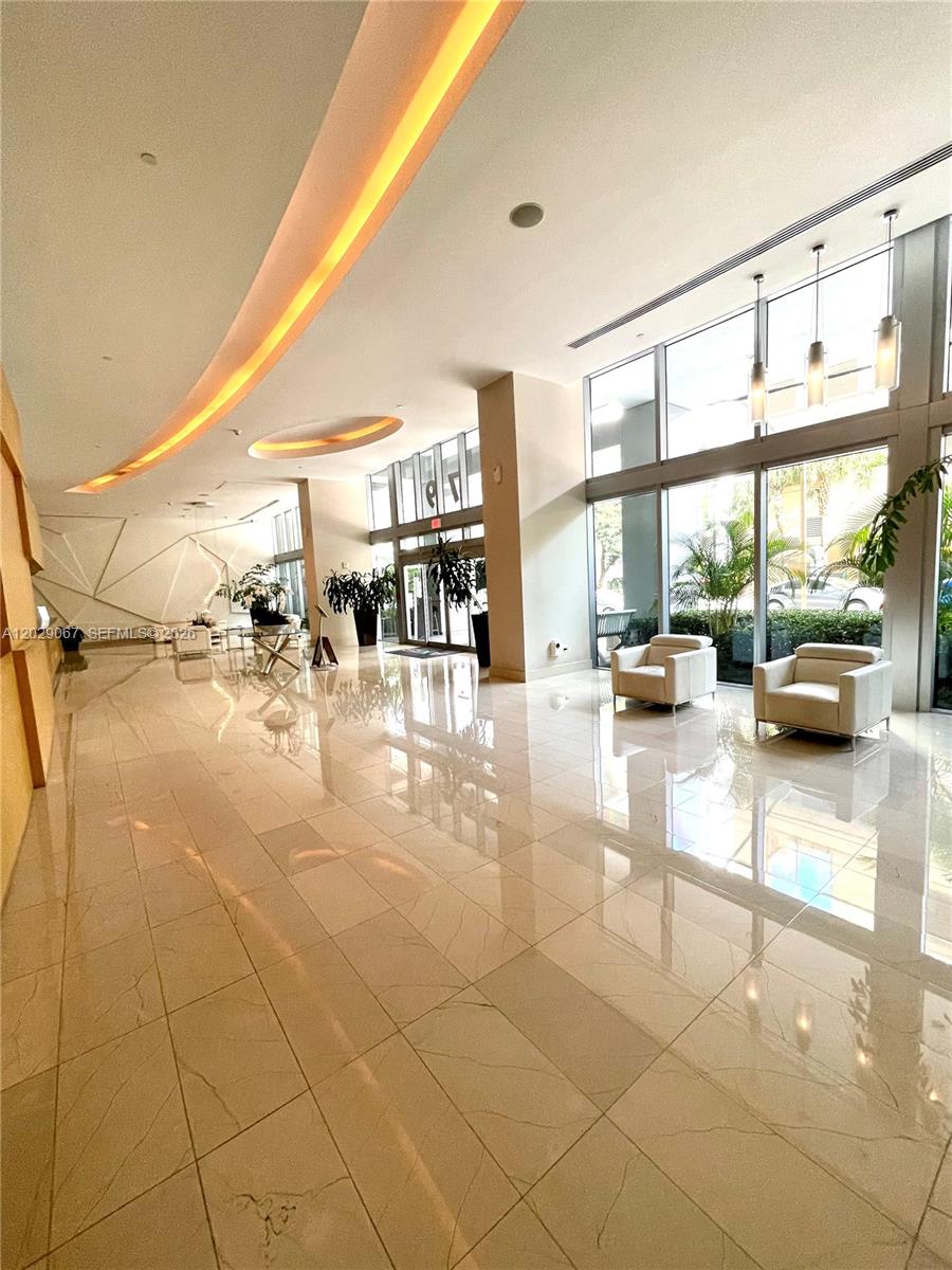 THE AXIS ON BRICKELL COND - Residential Lease