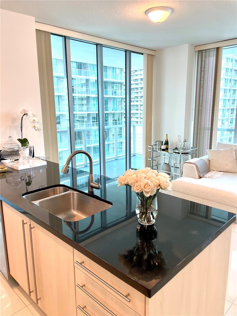 THE AXIS ON BRICKELL COND - Residential Lease