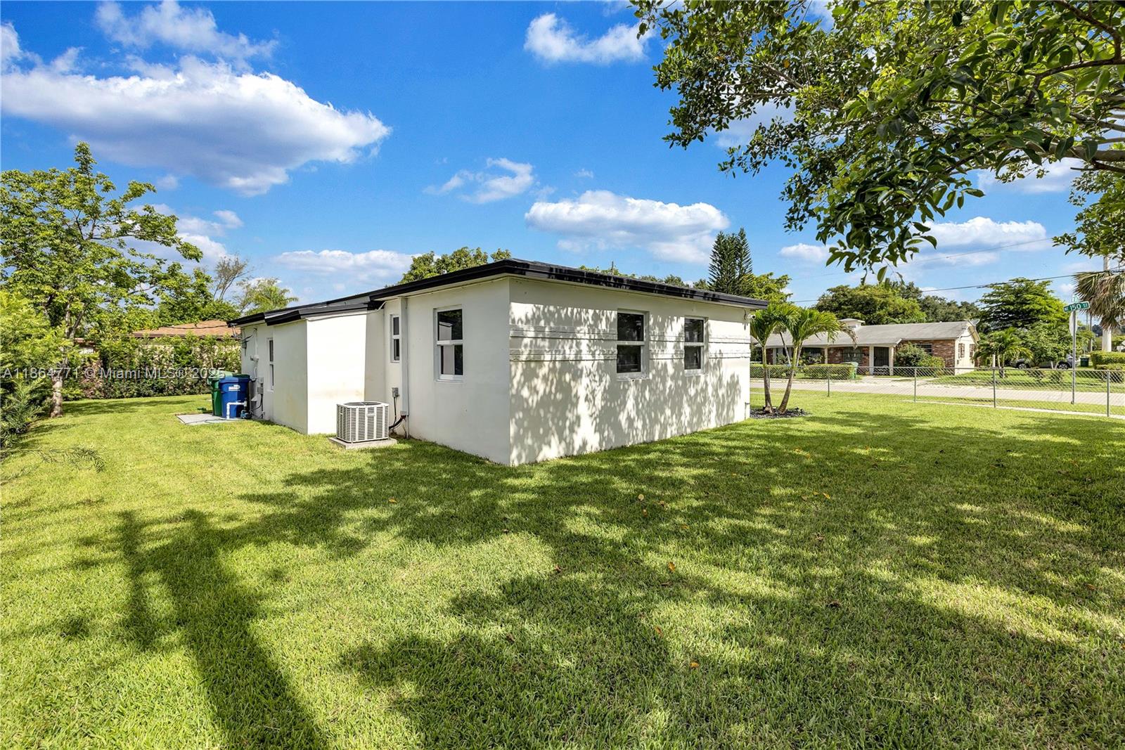 ARCH CREEKS ESTATES - Residential