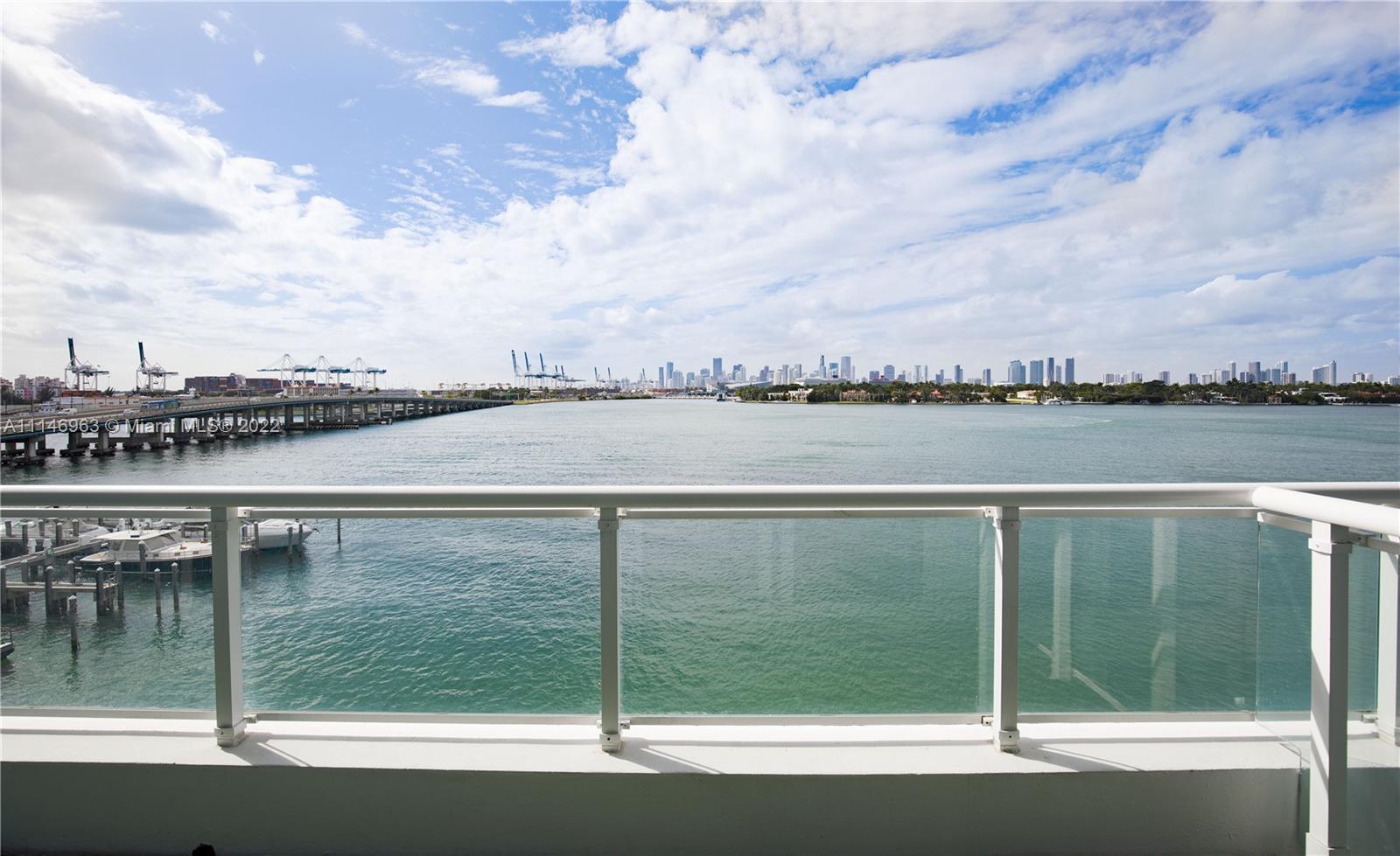 THE BENTLEY BAY CONDO - Residential Lease
