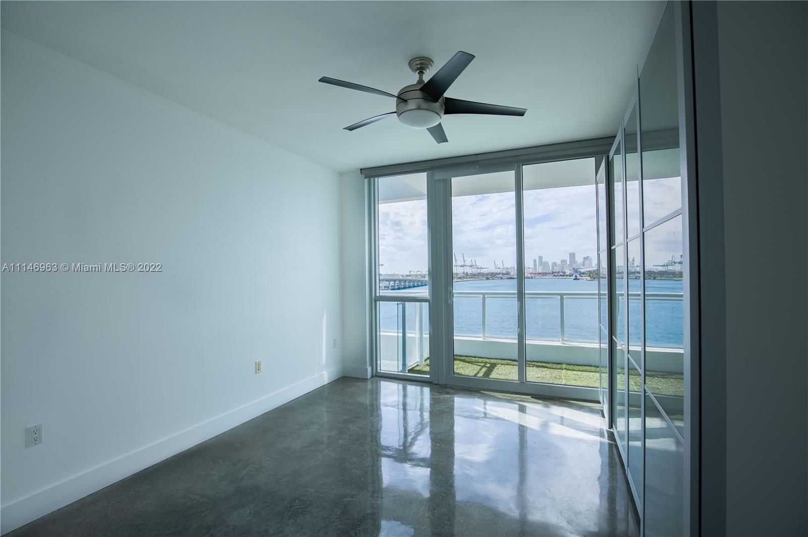 THE BENTLEY BAY CONDO - Residential Lease